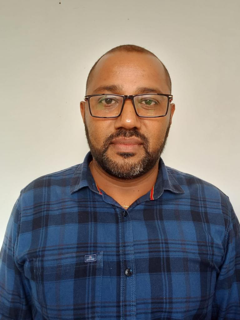 JHYUJHYUHT.jpg - 66.87 kB